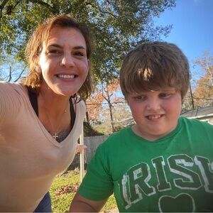 Charity- help me help this family save their home